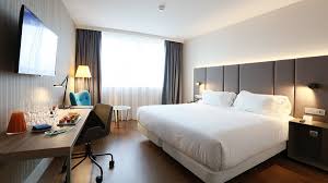 Trouvez le Meilleur Hôtel à Proximité de Votre Destination