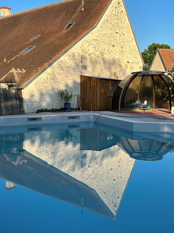 Location de gîte pour 20 personnes : Réunissez votre groupe dans un cadre spacieux et convivial