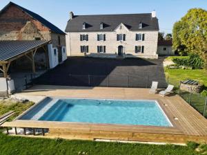 Location Maison pour 25 Personnes pour un Week-end : Trouvez Votre Refuge Idéal !