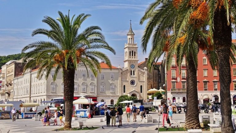 Trouver un Vol et un Hôtel Pas Cher : Conseils pour Économiser sur vos Voyages