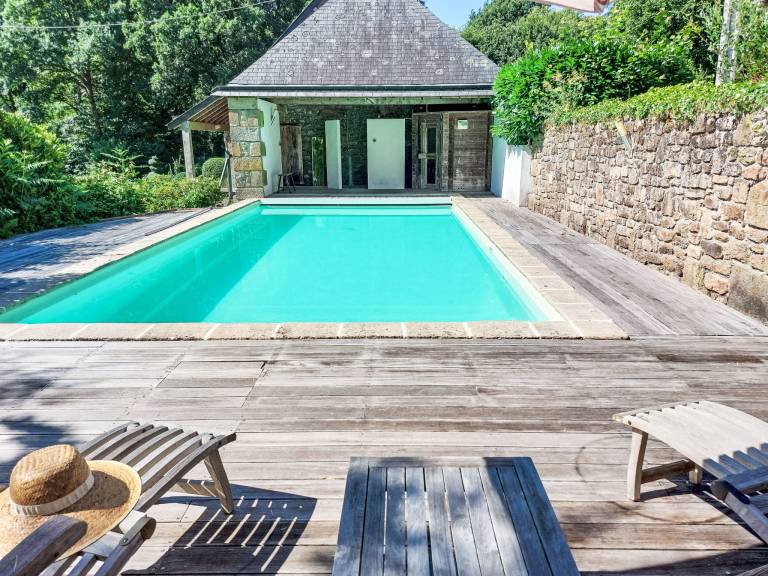 Location piscine privée : profitez d’un moment de détente en toute intimité