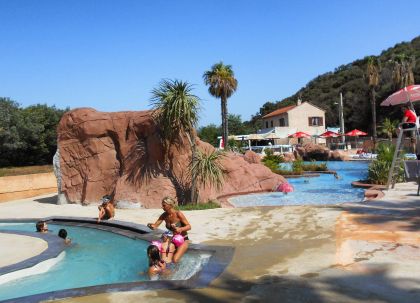Vacances en famille pas cher : nos astuces pour profiter sans se ruiner